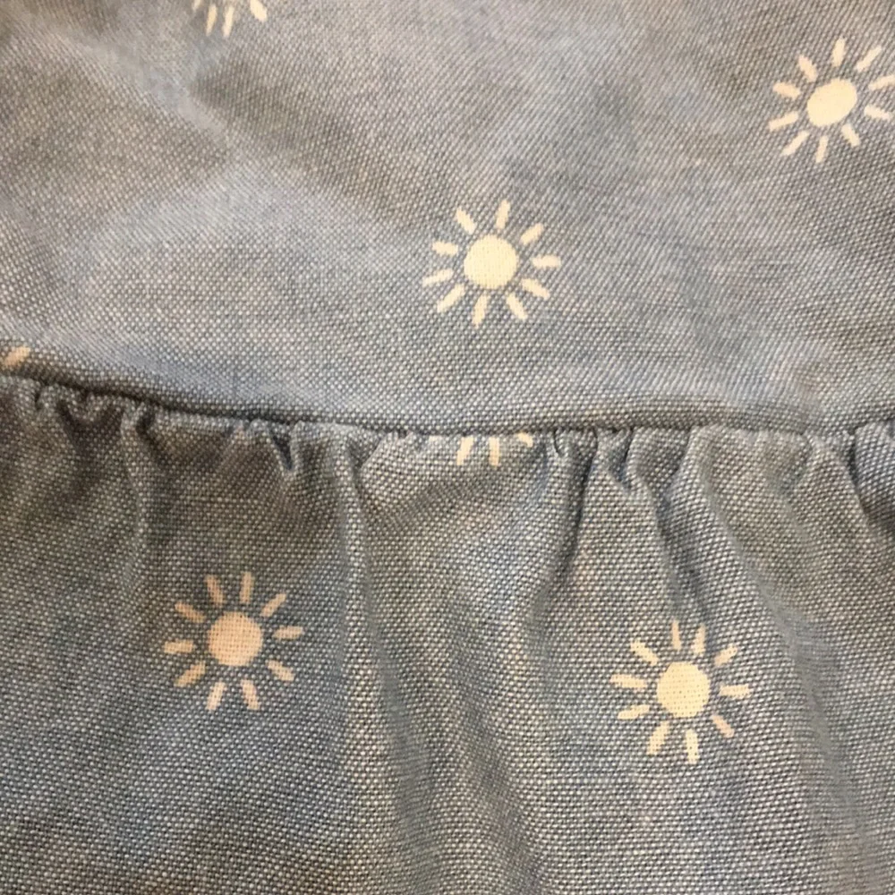 Carter’s baby girl sleeveless ruffle chambray sunburst print top cotton size 9M